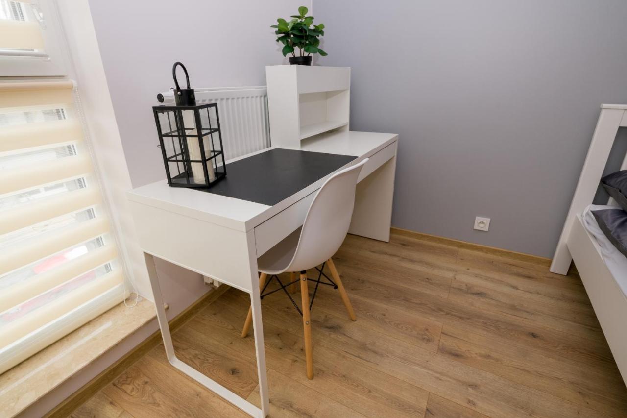 Apartament Przy Fabrycznym Лодзь Экстерьер фото