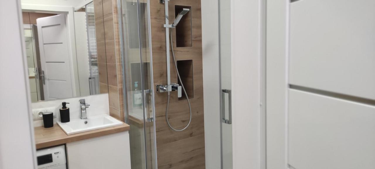 Apartament Przy Fabrycznym Лодзь Экстерьер фото